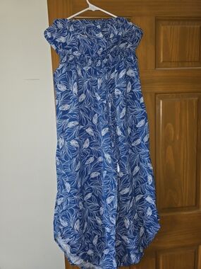 Womens Size S Blue and White Floral Strapless Halter Wide Leg Jumper
